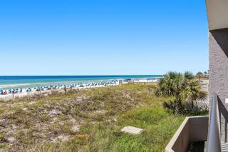 Gulf Front Condo w Pool Tennis Courts & more - Fort Walton Beach - 1