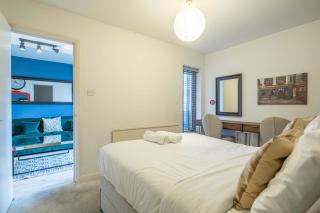 Super Central Cambridge Flat For Up To 4 People - 4