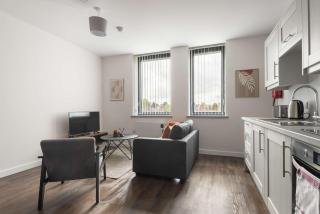 Modern 1 Bedroom Apartment in York with Parking - 4