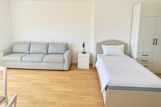 Stylish Apartment with Balcony near Vienna - 5