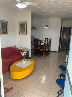Apartamento 3 quartos, a 400m da praia, localizado na praça principal - 4