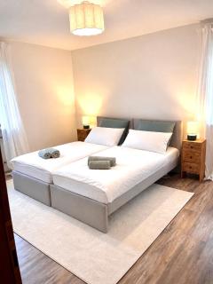 Spacious apartment near Oktoberfest for 6 people - 0