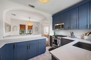 Casa Sunshine - Mediterranean Style Meets Cabana Life - 4