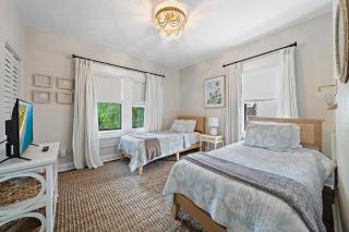 Casa Sunshine - Mediterranean Style Meets Cabana Life - 1