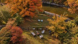 River Cottage - Riverfront Home in Walkable Community - 0