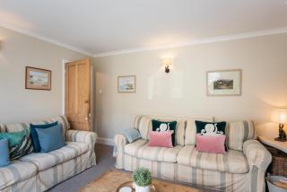 Family Home in the heart of Beer, Devon - 7