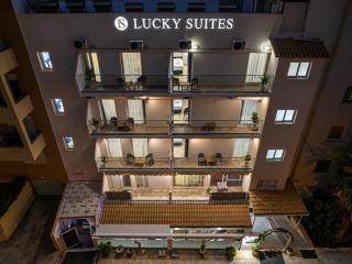 Lucky Premium Suites - 9