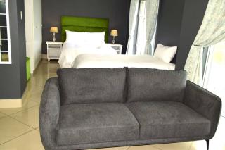 Cascades Self-Catering Apartments - 2