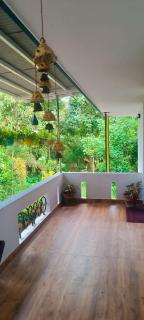 Aashiana, 4 bedroom homestay, 1st floor with balcony garden - 9