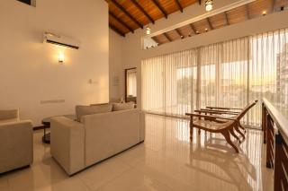 Spacious Luxury Home in Colombo - 1