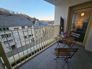 Urban Chic Duplex-2BR with an outdoor space - 4