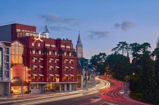 M Village Premier Hotel Xuan Huong Lakeside, a brand of Modern Village Lifestyle - 9