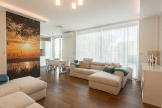 Balaton Skyline Penthouse - Jacuzzi - Beach & Spa - 3