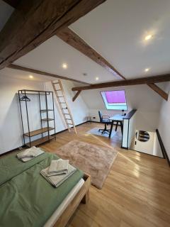 PlesseLounge 1 - 3