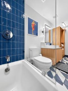 Luxury Downtown Miami Condo w Pool & Views - 5