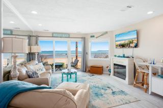 Coastal Serenity 108 Beachfront Condo Near Downtown - 0