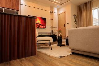 Freda's Place - 2