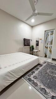 De'5 Homestay Beseri - 6