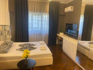 Cozy 2 bedroom apartment for up to 7 people - 9