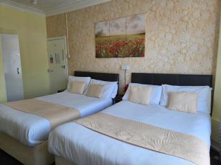Glendor Hotel - 2