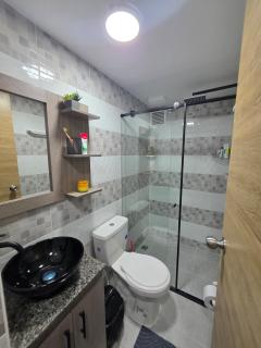 Nuevo Moderno y Equipado - 4