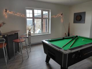 Limerick Luxe Villa Retreat - 6