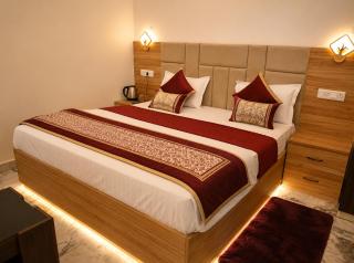 Vrindavan Palace Near Ram Mandir Ayodhya - 3