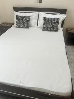 Dream House - 4