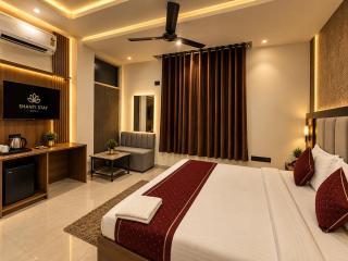 Hotel Seven Inn Near IGI Delhi Airport - 2