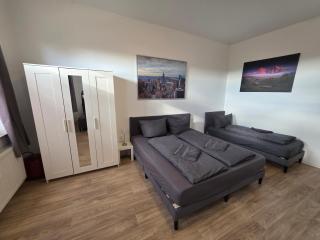 66m2 FERIENWOHNUNG - 2 RAUM WOHNUNG APARTMENT in ZITTAUER STADTZENTRUM INNENSTADT INNENRING TOP LAGE - WOHNEN AUF ZEIT IN ZITTAU - 6