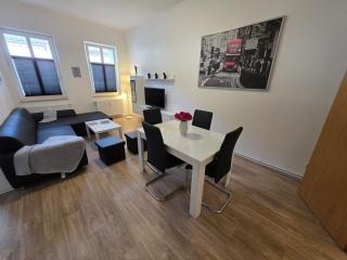 66m2 FERIENWOHNUNG - 2 RAUM WOHNUNG APARTMENT in ZITTAUER STADTZENTRUM INNENSTADT INNENRING TOP LAGE - WOHNEN AUF ZEIT IN ZITTAU - 4