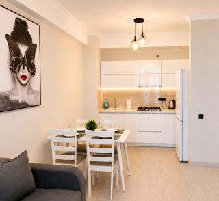 OASIS, Charming 1BD apartment with living room - 2