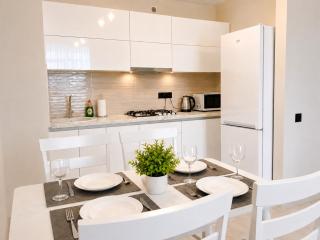 OASIS, Charming 1BD apartment with living room - 3