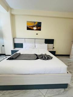 Cozy double bedroom - 7