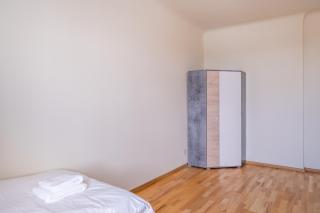 New 3BR for 5 - Big Bathtub & Elevator - 1