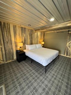 The Maverick Motel - 5