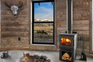 Mountain Yurt - Luxe Yellowstone Cabin I Condé Nast - Emigrant - 7