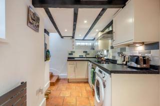 3 Bed in Torquay oc-h75059 - 2