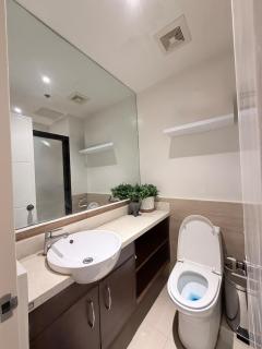 Spacious Studio Unit near SM Ecoland & DGT - 7