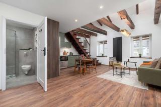 Functional & Modern Studio in the City Center by Noclegi Renters - 1