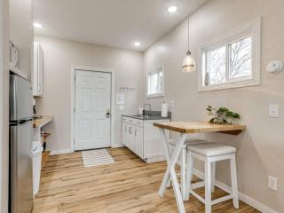 Blushing Ridge Lakeview Cabin with Jacuzzi - 6