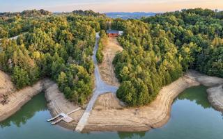 Lakefront Livin - Private Dock - Mtn Views - Game Room - 7
