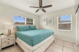 Walk to Cocoa Beach & Downtown 2BR w/ King Bed - 6