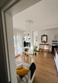 SKG City View Central & Panoramic Penthouse - 8