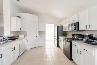 Ivory House McKinney Spacious 3BR Home with King Suite Office and Gym - 5