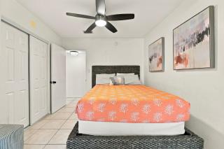 Walk to Cocoa Beach + Kids Clubhouse+Private Yard - 8