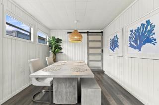 Walk to Cocoa Beach + Kids Clubhouse+Private Yard - 6