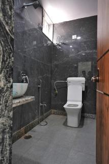 Hotel X - 3
