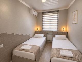 Shix GuestHouse - 3