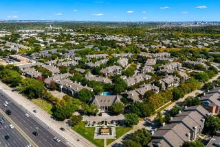 Elegant North Dallas Escape. Pool and Fitness - 4